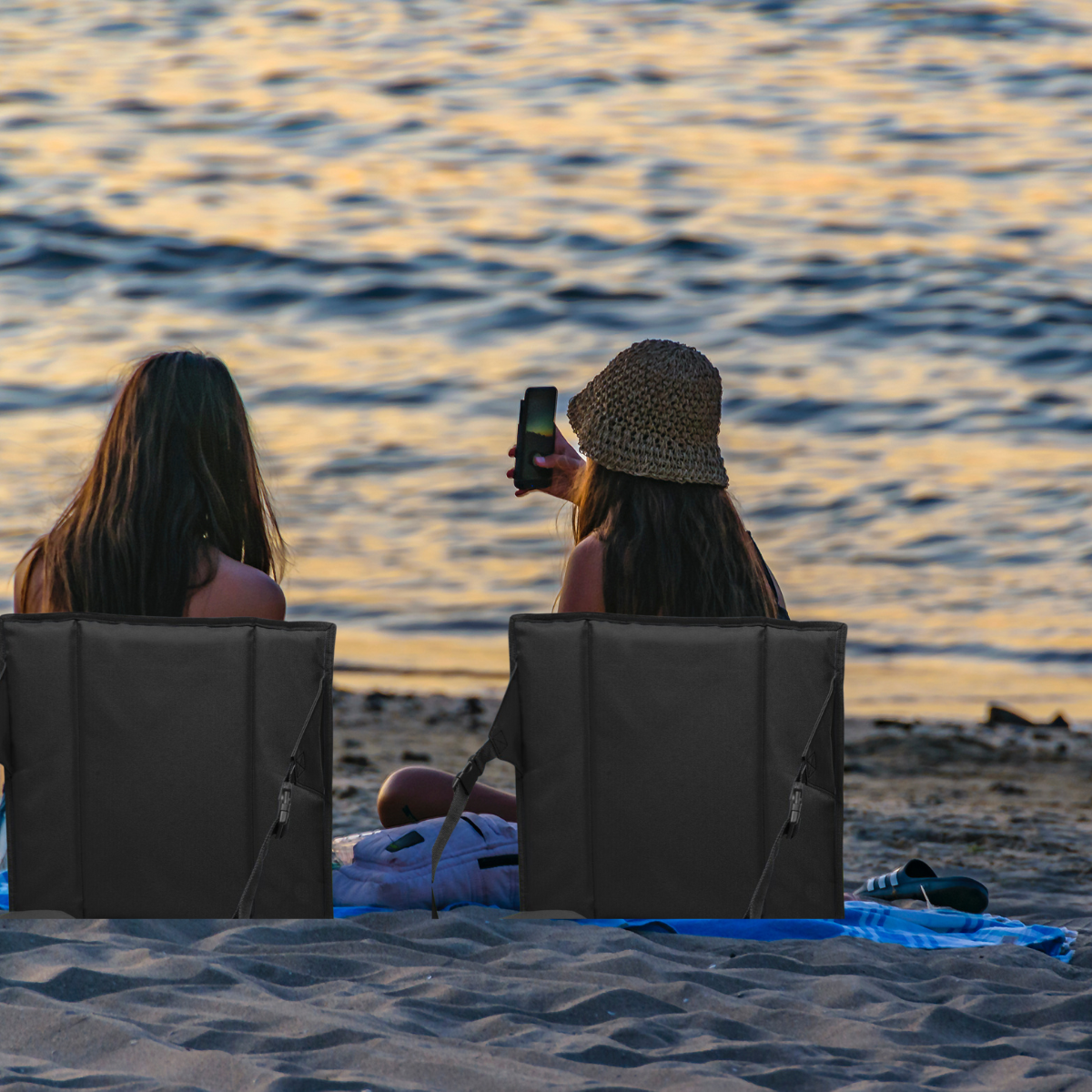 Earthmelon Cozy Kids' Outdoor Seat | Lightweight & Water-Resistant